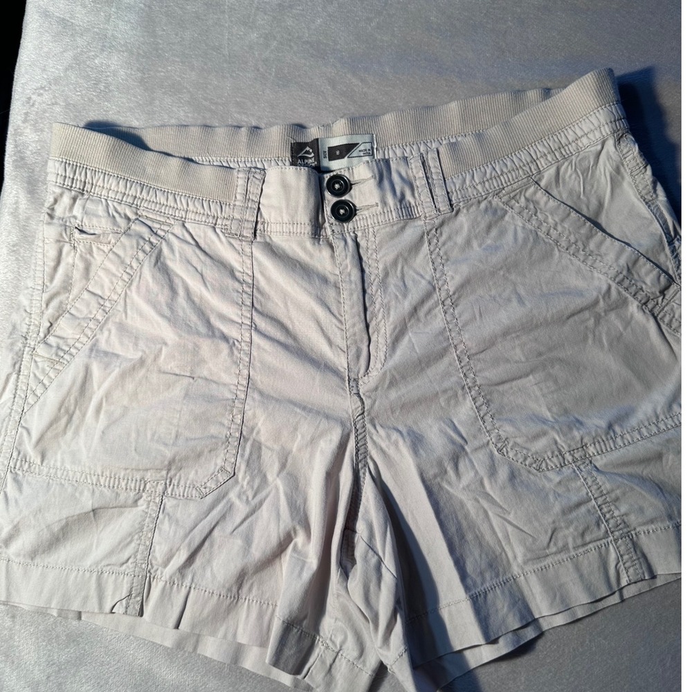 Alpine Design Womens Gray Hiking Cargo Shorts Ribbed Waist Size 8